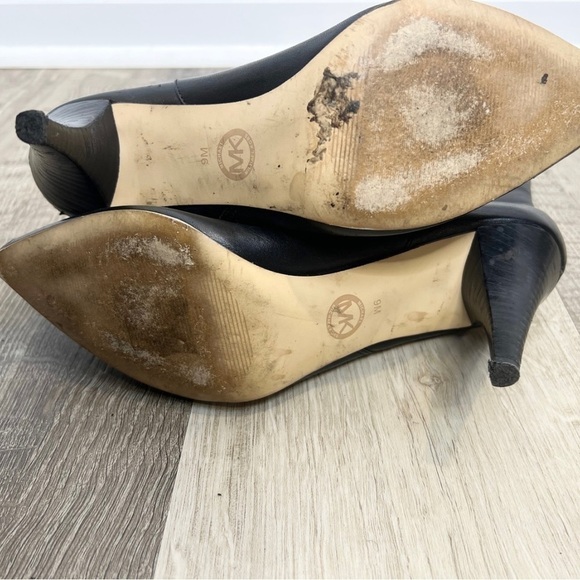 BLACK Triple Buckle Heeled Booties - Picture 4 of 6